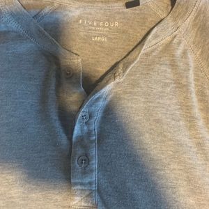 Men’s long sleeve shirt